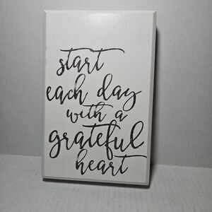 Start Each Day With A Grateful Heart Wood Box Sign Farmhouse Cottage